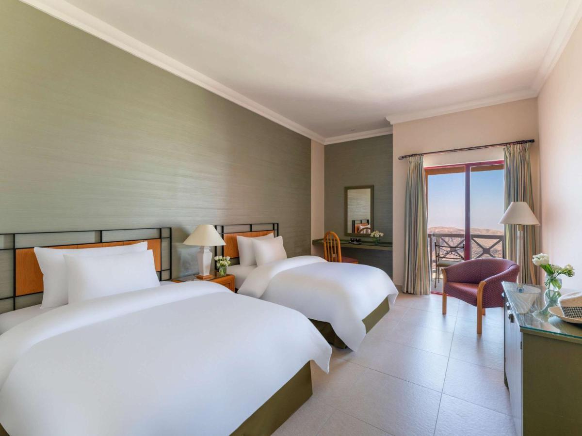 Grand Mercure Petra Wadi Musa Buitenkant foto