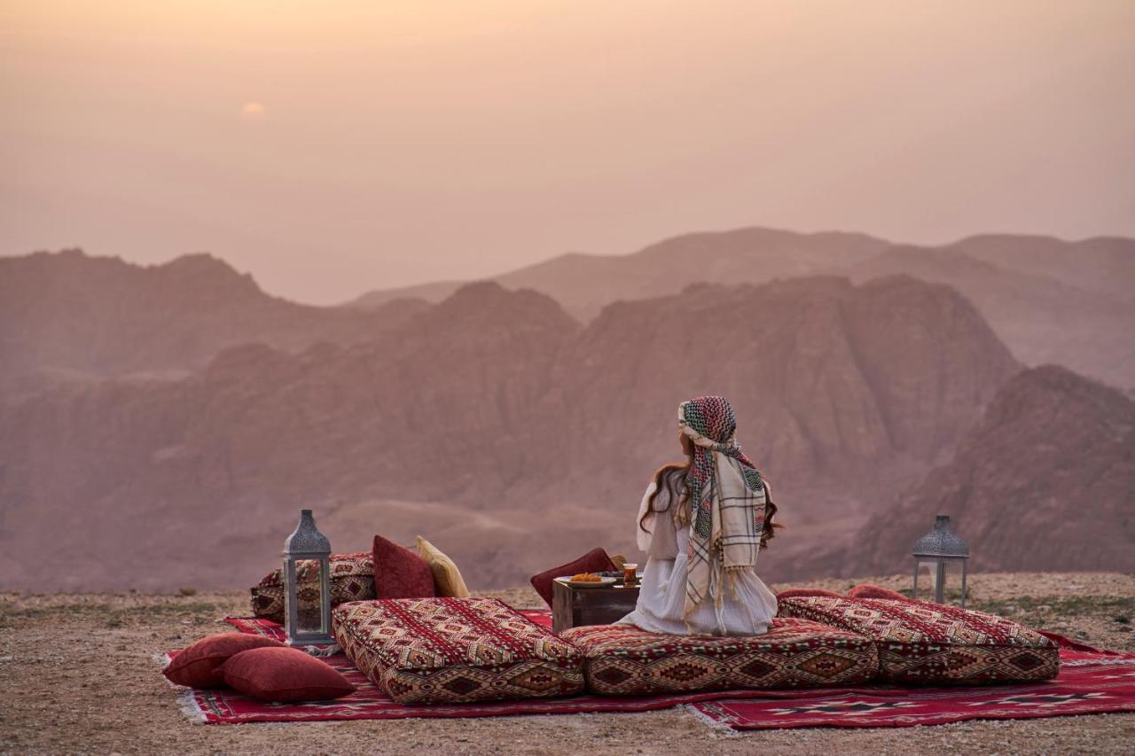 Grand Mercure Petra Wadi Musa Buitenkant foto