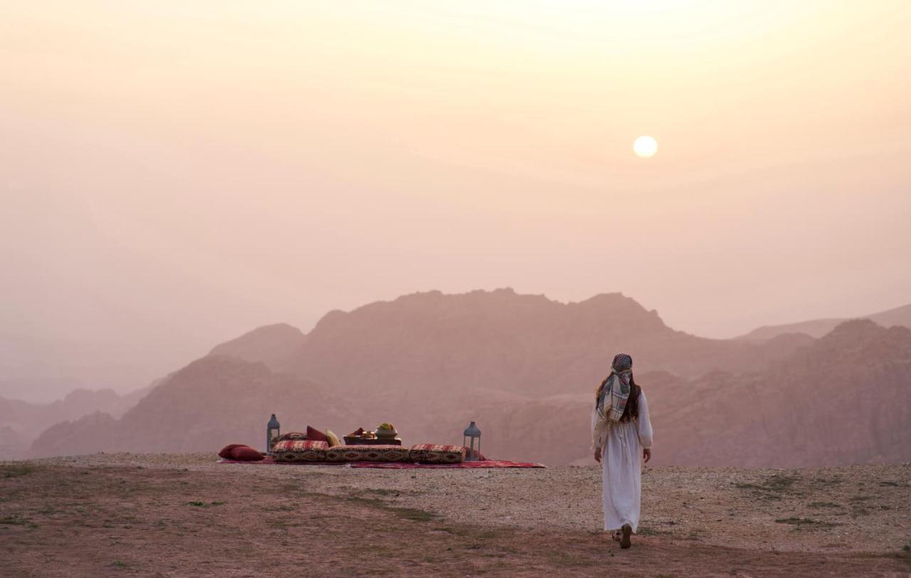 Grand Mercure Petra Wadi Musa Buitenkant foto